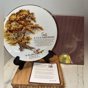 Avon 5th Anniversary Plate with Oak Tree Design